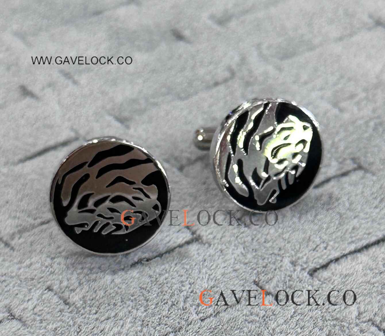 AAA Copy Cartier Cheetah Cufflinks Silver Steel Best Gifts